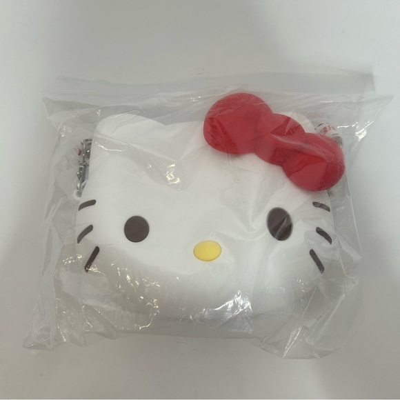Hello Kitty Silicone Shoulder Bag- Small NWT - Picture 6 of 16